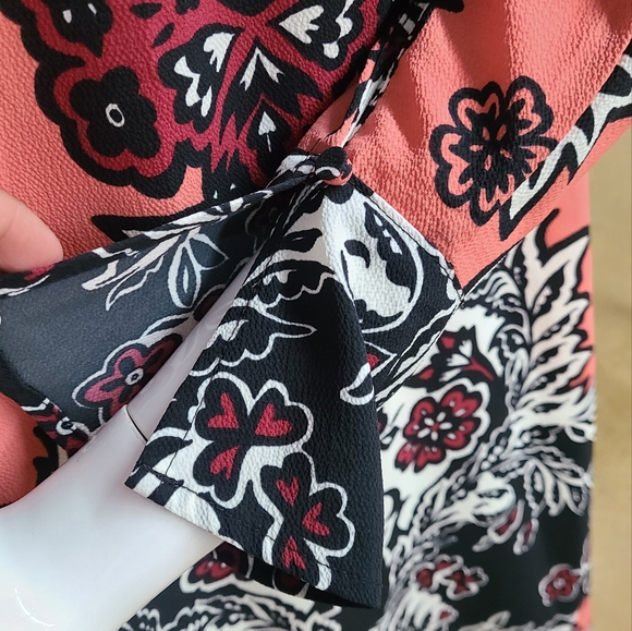 NWT H&M Printed Long Sleeve Dress.Black /White/Coral - Picture 11 of 12